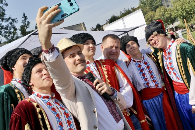 К 500-летию Днепра в парках и скверах города проводят семейные праздники