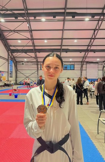 Спортсменка из Каменского завоевала «бронзу» на чемпионате Украины по тхэквондо