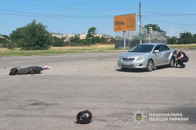 Перевищив швидкість та зіткнувся з мопедом: про підозру повідомили водієві авто, який спричинив ДТП