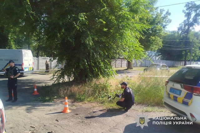 У Кам’янському судитимуть містянина, який кинув гранату в бік поліцейського та військовослужбовця ТЦК