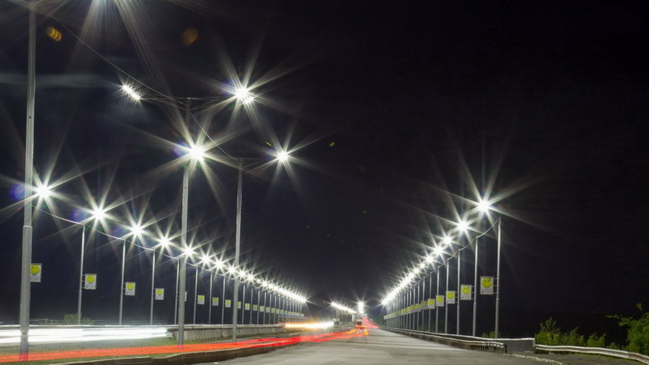 У Кам`янському виконано колосальну роботу по відновленню зовнішнього освітлення