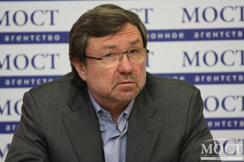 Фото most-dnepr.info Петиції про «особливий статус регіону» - частина плану по дестабілізації України, - політолог