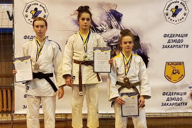 Чемпионат Украины по дзюдо U17: спортсмены сборной Днепропетровской области выиграли 8 наград