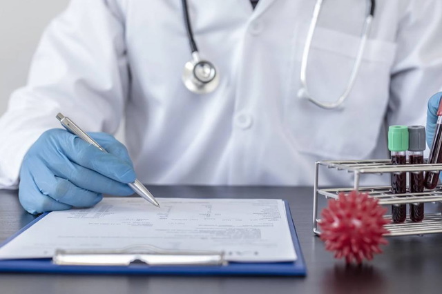 Эпидемиологическая ситуация на Днепропетровщине: заболеваемость COVID-19 и ОРВИ постепенно снижается