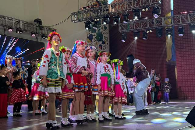 Останній фестиваль Дніпра запалив парк Шевченка