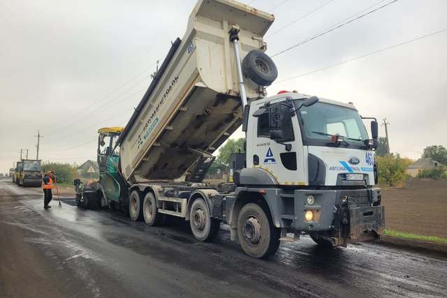 На Дніпропетровщині триває ремонт доріг
