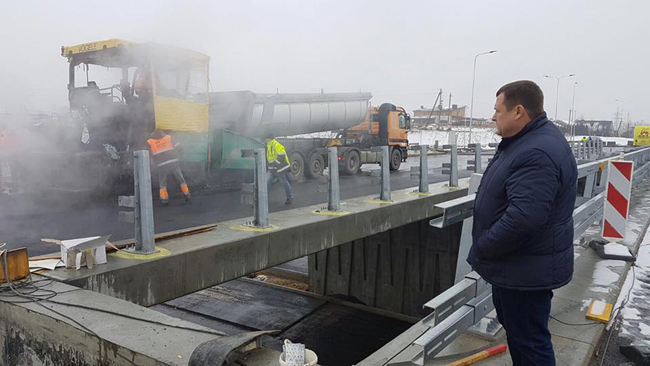 Борис Филатов в Литве проверил качество строительства дорог