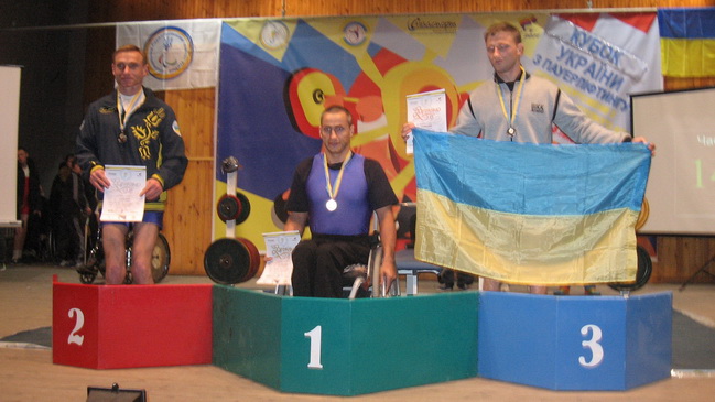 Кам'янчанин Андрій Петров став срібним призером Всеукраїнських змаганнь із пауерліфтингу