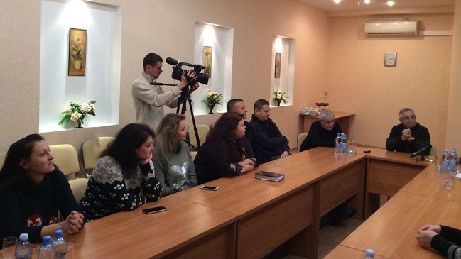 В Каменском беседовали о театре, зрителях и эстетике