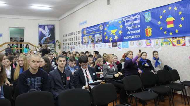 Перший фестиваль лідерів учнівського самоврядування відбувся в Кам’янському