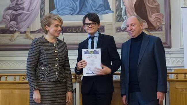 �������� ��������� ���������� ������� ���������� �� ��������� ��������� ������