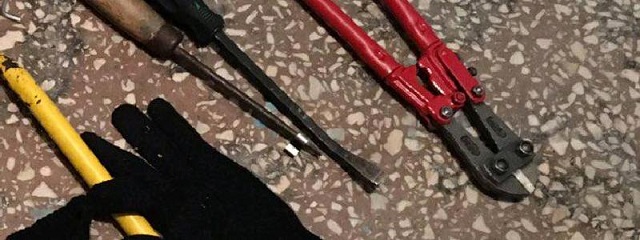 На Слобожанском проспекте «на горячем» задержали квартирных воров