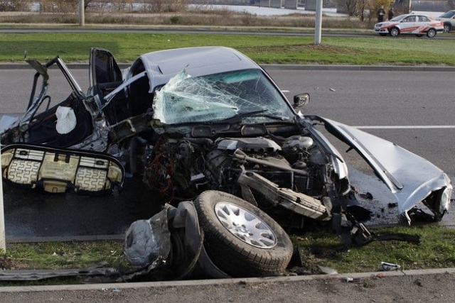 Как себя чувствуют дети, пострадавшие в ДТП возле Южного моста в Днепре?