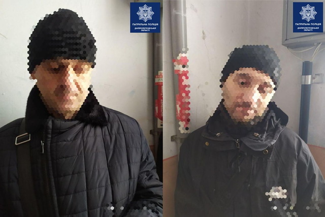 Патрульні оперативно затримали квартирних крадіїв