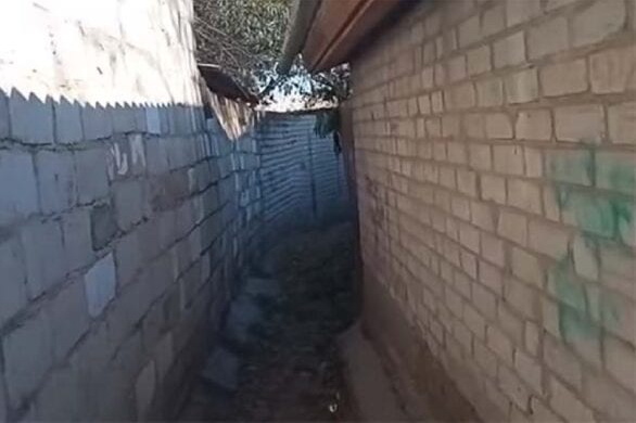 Как выглядит самая узкая улочка Днепра