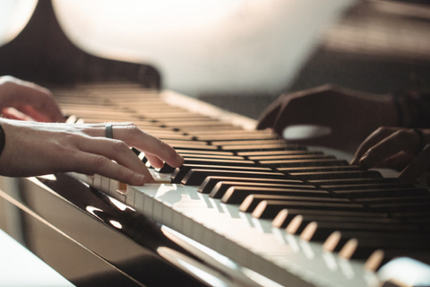 У Дніпрі пройде грандіозний марафон, де фортепіано звучатиме 8 годин без зупинок