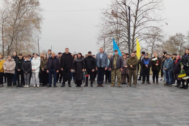 На Днепропетровщине открыли еще одну Аллею памяти