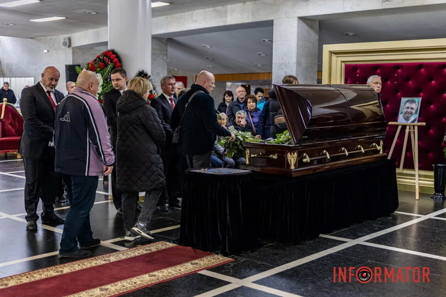 В Днепре простились с эксгравцем ФК «Днепр» и сборной Украины Андреем Полуниным