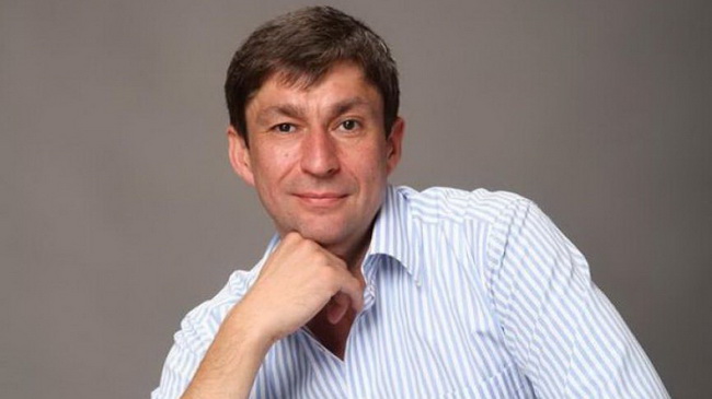 Первый заммэра Каменского Александр Плахотник уходит в отставку