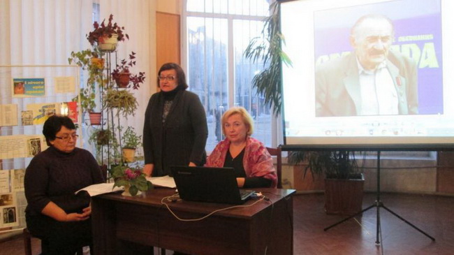 ������ ������ ��������� ������� ������ � ���������� � ����� ������� ����������