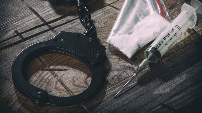 До 10 лет лишения свободы: в Каменском будут судить наркосбытчика