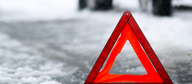 Тройное ДТП в Днепре: Новый мост стоит в пробке