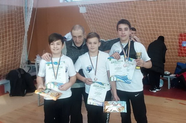 Каменские лучники завоевали бронзу в командном и личном зачете на всеукраинском турнире