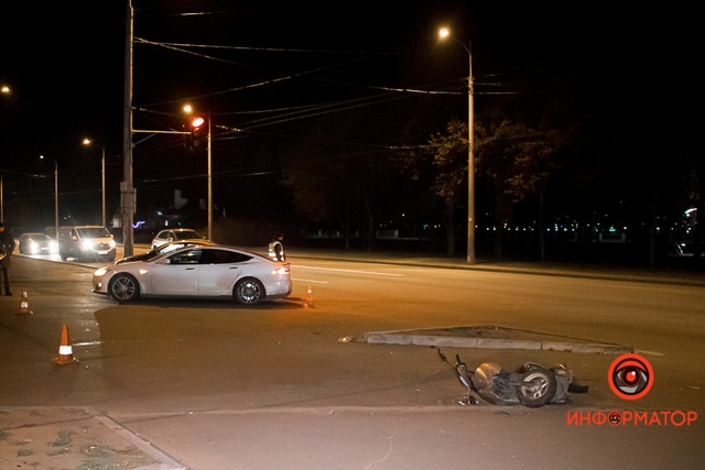 � ������ �� ������������ ����������� Tesla � ������ (��������� ����� �������)