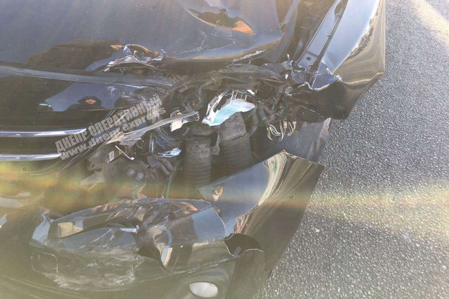 В Днепре на Слобожанском проспекте Toyota врезалась в Daewoo: видео момента