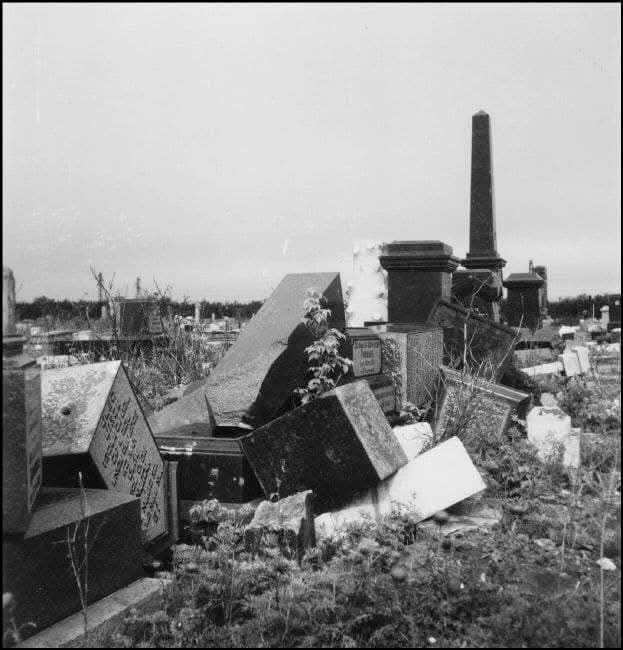 История Днепра: Как уничтожали древнее кладбище в Новых Кайдаках