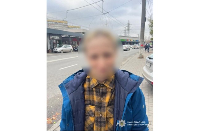 У Дніпрі жінка вкрала ковдри на 8 тис: слідчі повідомили їй про підозру