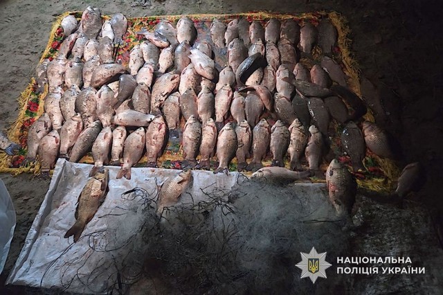 Незаконно выловили рыбы на 150 тысяч гривен: полицейские Днепропетровщины обнаружили нарушителей