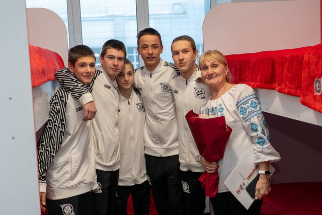 На Дніпропетровщині для юних футболістів відкрили новий відремонтований пансіон професійного коледжу спорту