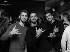 Black & White    6.10